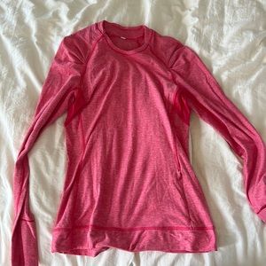 Lululemon running top